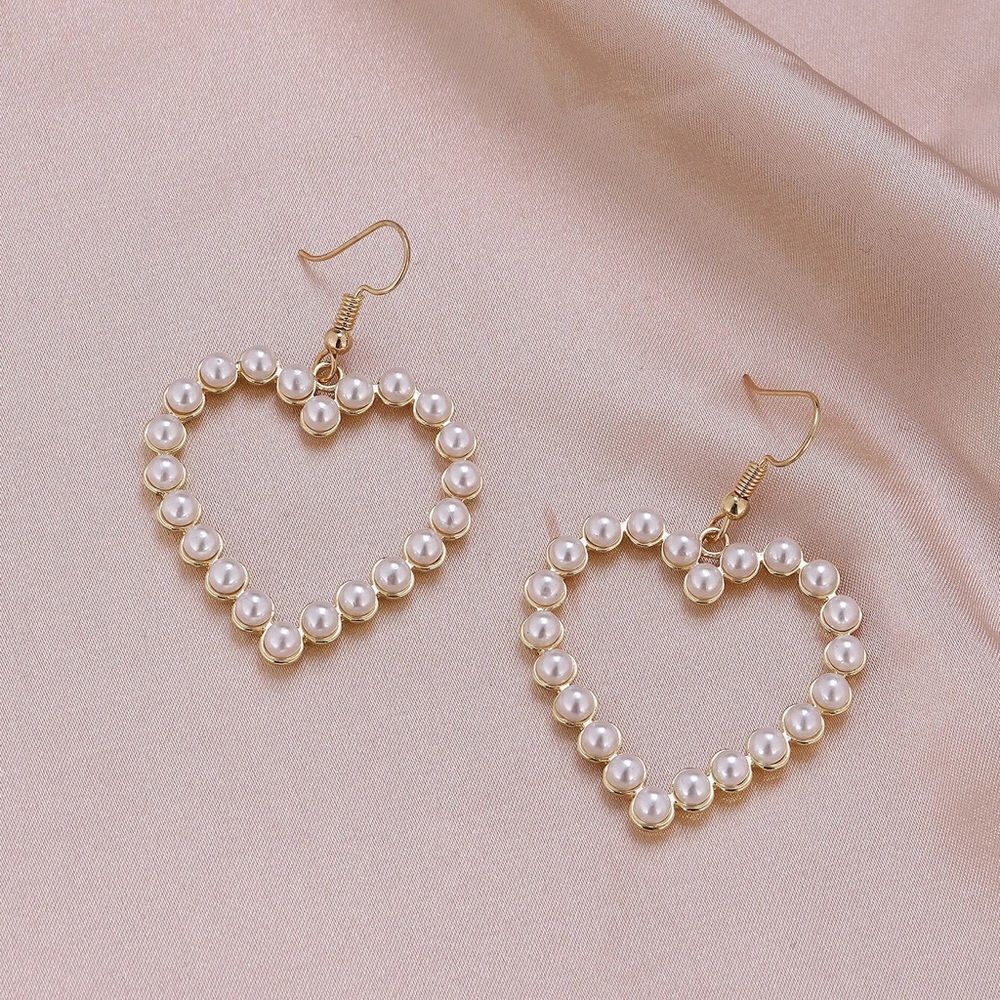 5/$25 HEART PEARL FAUX EARRINGS - Picture 7 of 13